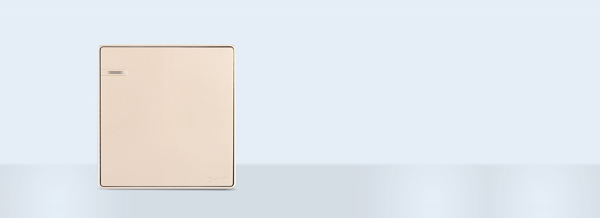 簡約大氣 唯美風格 大面板，超大按鍵。...