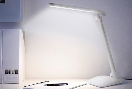 床頭臺燈的擺放有什么講究？怎么放比較好