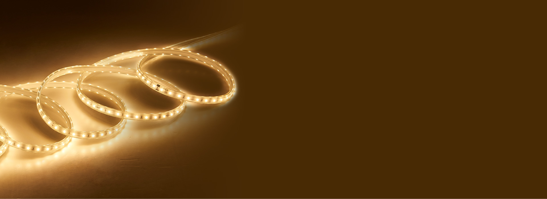 抗死燈珠設計，保持亮度持續 單顆燈珠損...