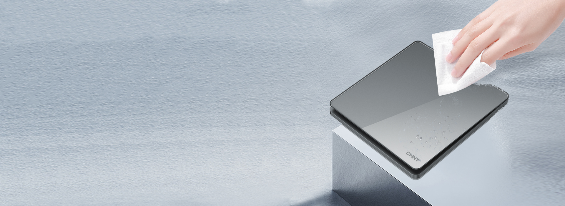 透亮 · 潔凈 AF納米鍍膜工藝，不易...