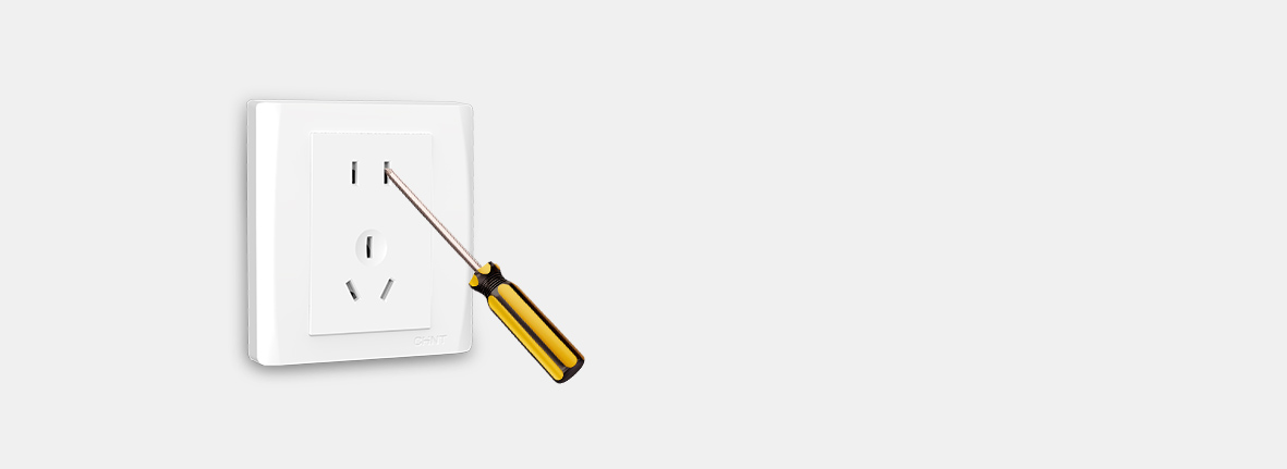 加強型保護門防觸電 加強型保護門，插入...