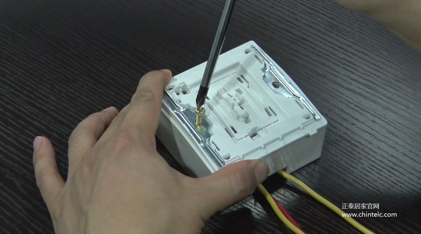 一開雙控開關怎么接線？一開雙控開關接線圖示5